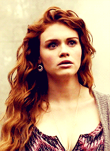  Holland Roden’s hairporn requested by littleredandthesourwolf. 