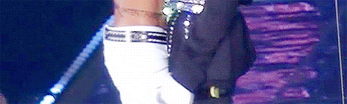 gacktx:  I couldn’t stop myself from saving this. My god, they are enjoying their