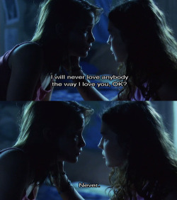 Meninas In Love.