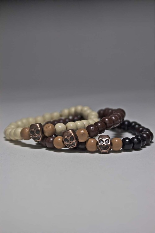 waywardspirit:  Medium Skull Bracelet 3 Pack: บ