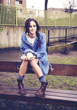 imthecanadian:  EFFY BABY    bby.