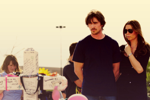 baleismyhero:  Christian Bale. Hero they deserve. 