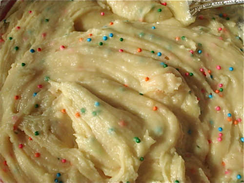 oooeygooeygoodness: Cake Batter Fudge Ingredients 1 cup yellow cake mix1 cup confectioners’ su