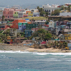 komalantz:  The color of poverty: La Perla by StGrundy on Flickr. San Juan Antiguo, San Juan, San Juan, Puerto Rico. 