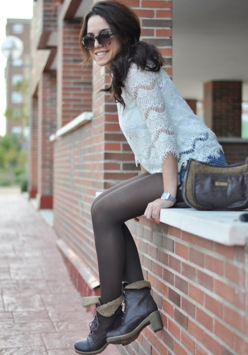 just-tights:  www.just-tights.blogspot.com 