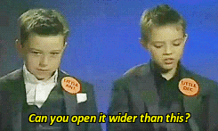 queen-angelina:  x 