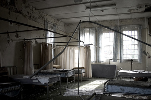 ophelias-asylum:  Cane Hill Asylum 