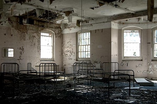 ophelias-asylum:  Cane Hill Asylum 