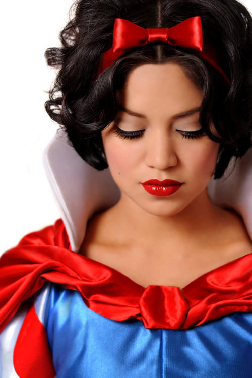 Model: Ella Bianca as Snow White Photographer: Ryan Astamendi Makeup & Hair: Tracy Richards