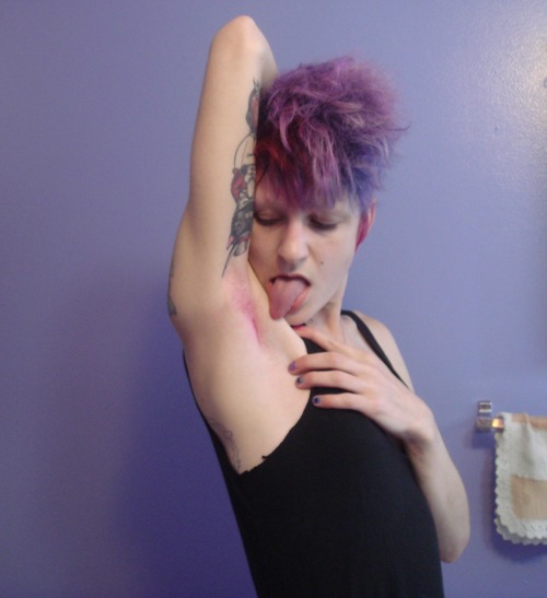 Sex ftmbiter:  viviandemilo:  Pink merfurrrrr pictures