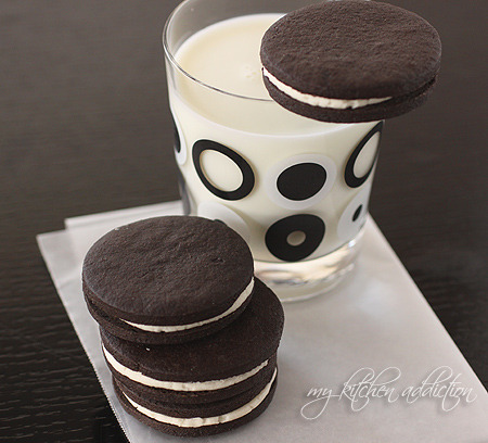 oooeygooeygoodness:  Homemade Oreos Ingredients: For the cookies:1 cup (2 sticks) unsalted butter, softened1 cup granulated sugar1 egg1 teaspoon pure vanilla extract2 cups all purpose flour¾ cup cocoa powder1 1/2 teaspoons baking powder1 teaspoon