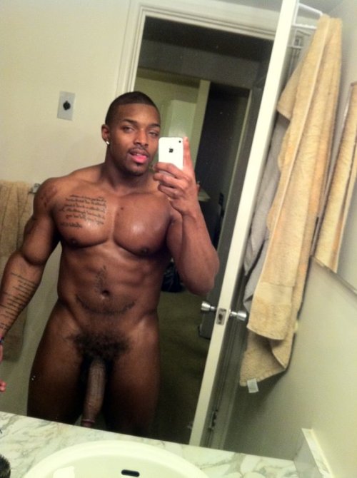 boners4beards:  http://boners4beards.tumblr.com/
