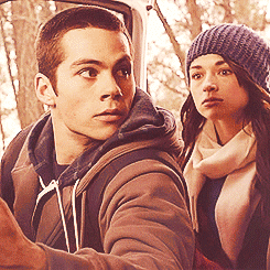 unmaskedsoul:              ★ teen wolf meme: five brotps [3] → stiles & allison  “That we were part of anonline gaming community that battles mythical creatures.” - “I am part of an online gaming community that battles mythical creatures.”