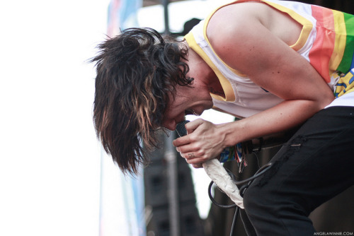 ineedtofindmywaybacktothestart:  Sleeping With Sirens by Angela Winnie on Flickr.