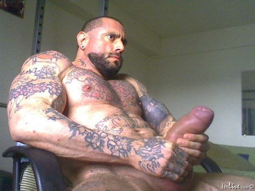 dirtystraightguys:  Tatted fat cock Follow me:  dirtystraightguys.tumblr.com