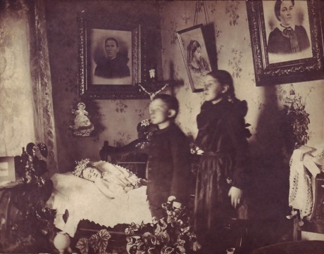 themorbidandbizarre:  Memento Mori The earliest post-mortem photographs are usually