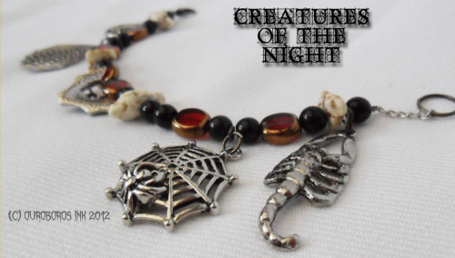 ouroborosinc:  “Listen to them. Children of the night. What music they make.” ————————————————————————————————- This charm bracelet is made from black acrylic beads, bone-reminiscent