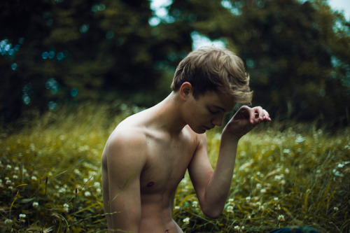 frodos-boiz:  http://frodos-Boiz.tumblr.com