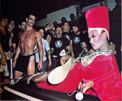 Grace Jones, live at discotheque “Les