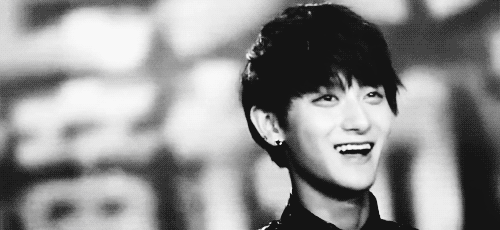  Tao’s reaction when they played Whitney Houston’s I will always love you as