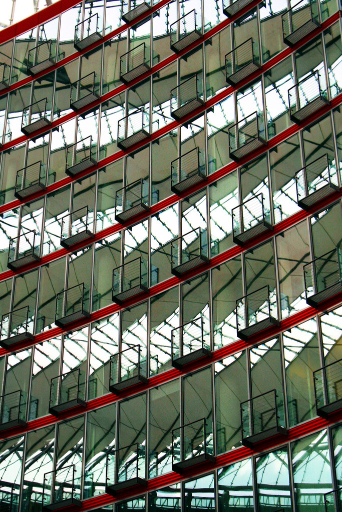 hiromitsu:  sony center by carole félix on Flickr.