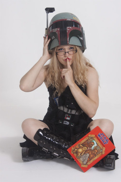 starwarsgonewild:  geekxgirls: Today we have a fun Femme Fett photoshoot featuring Star Wars fan AlwaysLoveLorn! She makes an adorable bounty huntress and here’s what she said about it…  [Read More] 