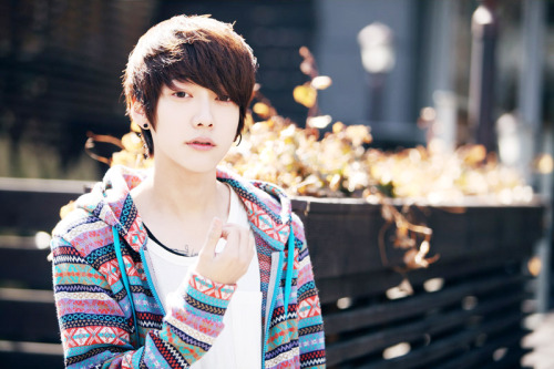 icengie:  HARA 박형석 (PARK HYUNG SEOK) 40/1000 ABOKI BOYZ 
