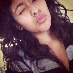 ix-chel62:  Love My Hair!! #NaturalHair #Curly/Wavy #BigLip #Plugs  (Tomada con Instagram)  Hot pussy with pussy Gage&rsquo;s so cute