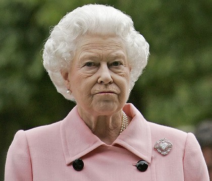 religiousdevotion:  When you think the Queen hates you and then you realise… That’s
