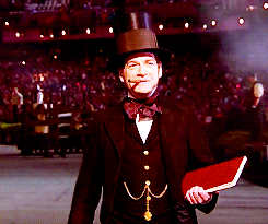 itshiddles:  KEN BRANAGH SERIOUSLY I WAS WATCHING YOU AND WONDERING IF YOU FORGOT THE CHOREOGRAPHY OR YOU WERE JUST BEING A HEAD BITCH IN CHARGE 
