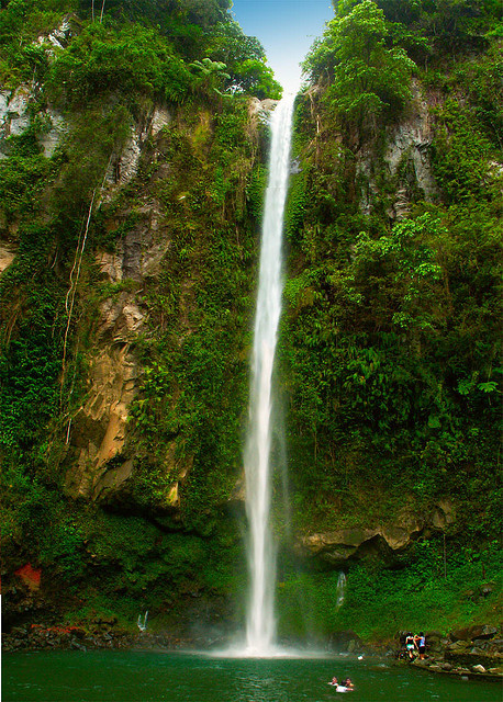 visitheworld:  Katibawasan Falls in Camiguin Island, Philippines (by Storm Crypt).  ~