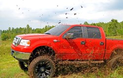 customroadie:  Custom, lifted, and muddy