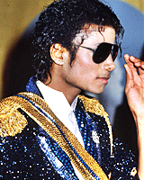 xmichaeljacksonx:  trianglemix:  → THRILLER (1982-1985)  This is thrillerThriller