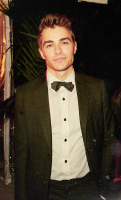 ogpopo:  Dave Franco&lt;3 