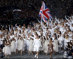 kommaar:  team Great Britain - Olympic Games 2012 - London source: http://www.dailymail.co.uk