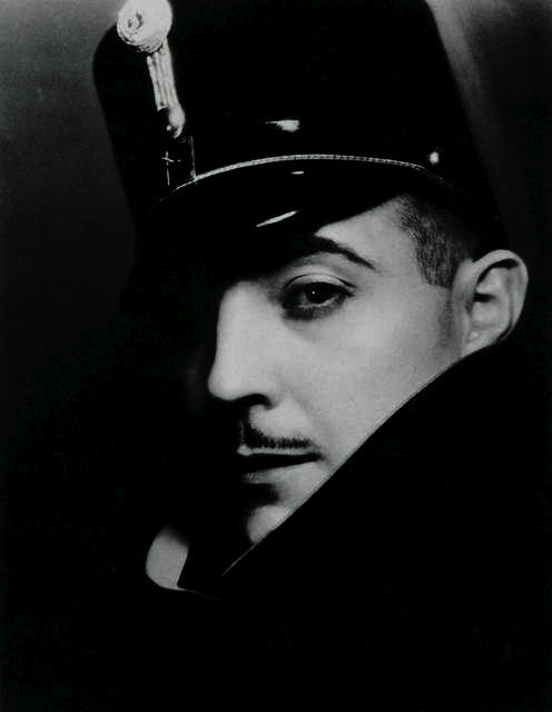 Ramon Novarro, 1931