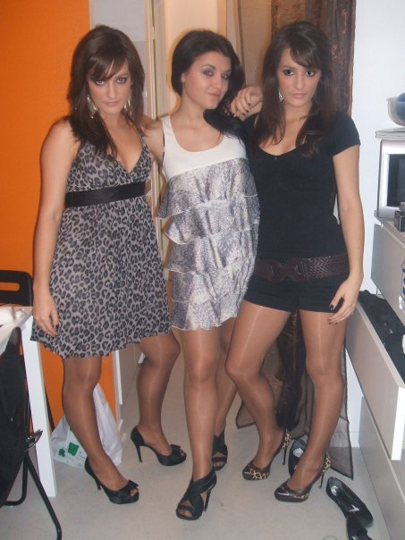 thenylonriots:  arabcocksuckers:  Three Assyrian girls living in Sweden…      (via TumbleOn)