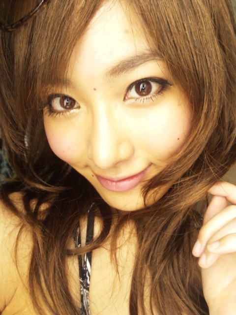 funkyfunx:  由愛可奈official blog 「星に願いを☆ミ　Season2」:★イメチェン?!!★