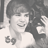 harryshtyles-deactivated2013091:  Flawless People - Justin Bieber 