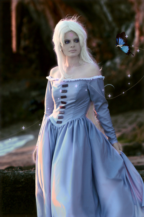 Lady Amalthea (Last Unicorn) cosplay and photoshop by Neoqueenhoneybee Photography by Robert Mi