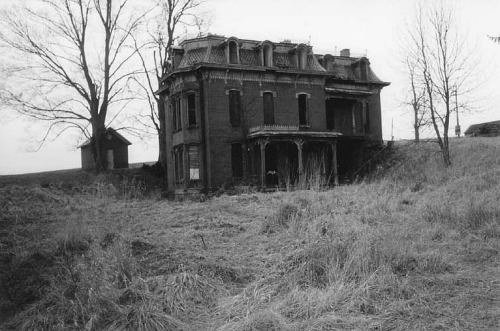 Lancaster, Ohio - Mudhouse Mansion - Haunted by Slaves and Slaveowners. Mudhouse Mansion is one of L