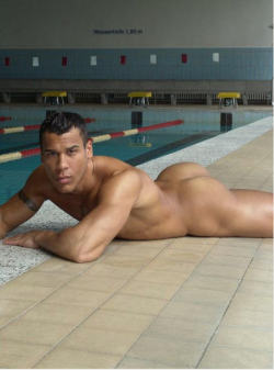 Juseatthedamncake:  Http://Juseatthedamncake.tumblr.com/Archive