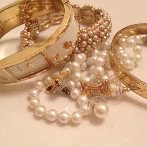 thecollegeprepster:  necessary @katespadeny jewelry for tomorrow’s trip. (Taken with Instagram