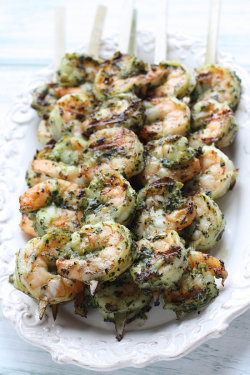 wehavethemunchies:  Grilled Pesto Shrimp Skewers 