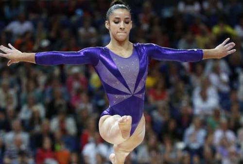 zaatarwitholives:Aly Raisman representing Jews as well as the United States as she picks a lovely re