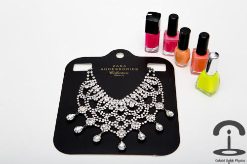 DIY Nail Polish Painted Rhinestone Necklace from Crimenes de la Moda here. Forever21, Ebay and H&