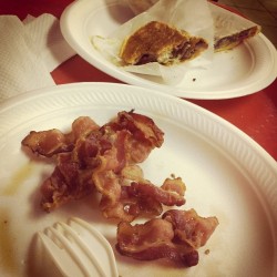 Early morning blood tests should always finish with a plate of bacon.  (Pris avec Instagram)