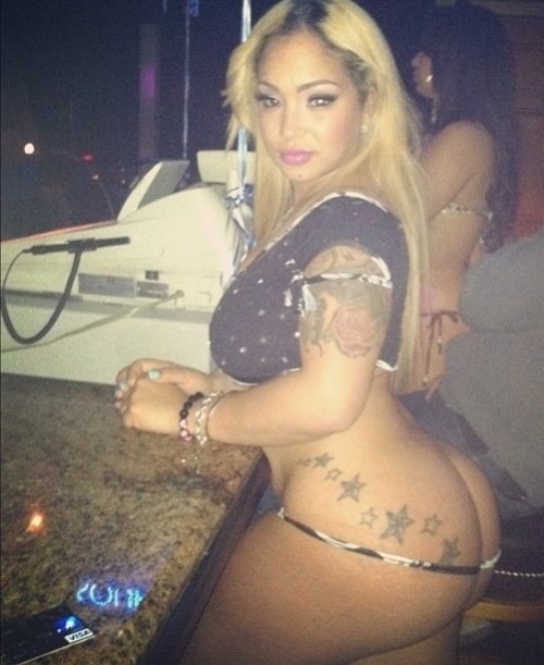 SEXY BEAUTIFUL AND THICK
