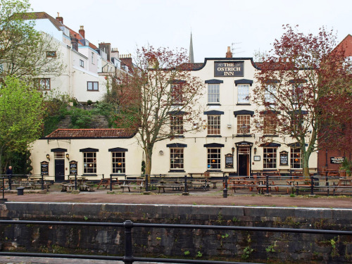 The Ostrich, Lower Guinea Street, Bristol (by brizzle born and bred)