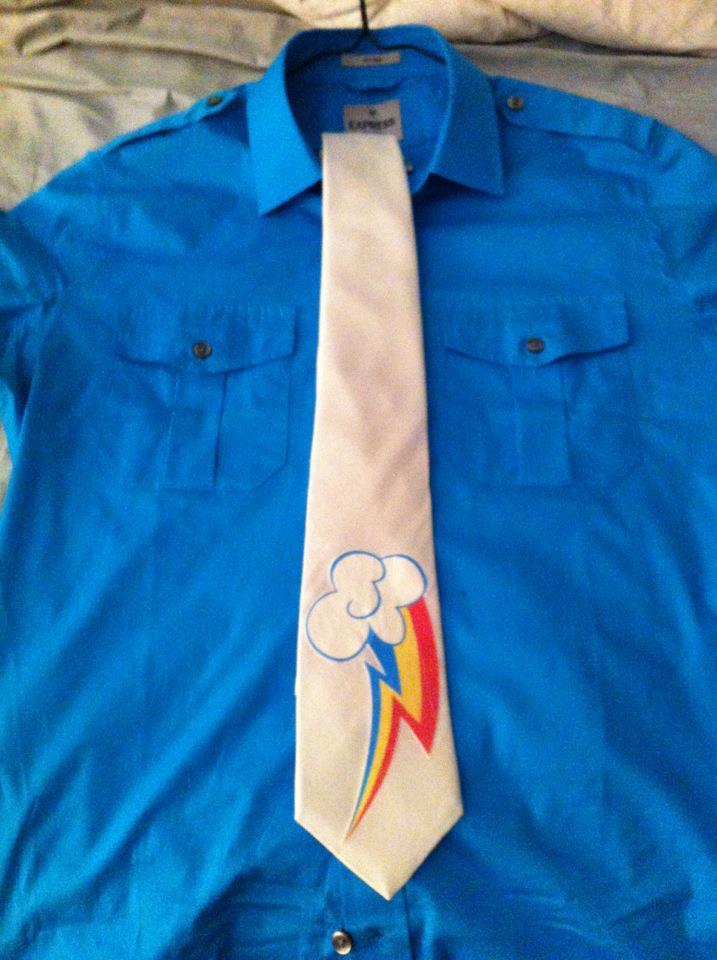 syntheticearth:  mightytrustkrusher:  sturmpony:  fuckyesrainbowdash:  Rainbow Dash